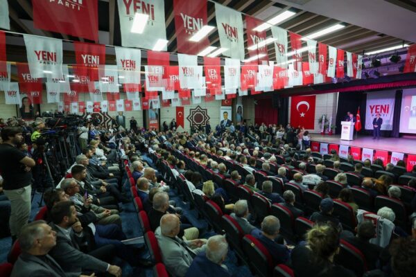 Yeni Parti Manisa’da il yönetimi belli oldu! Yeni Parti Manisa’da il yönetimi belli oldu!